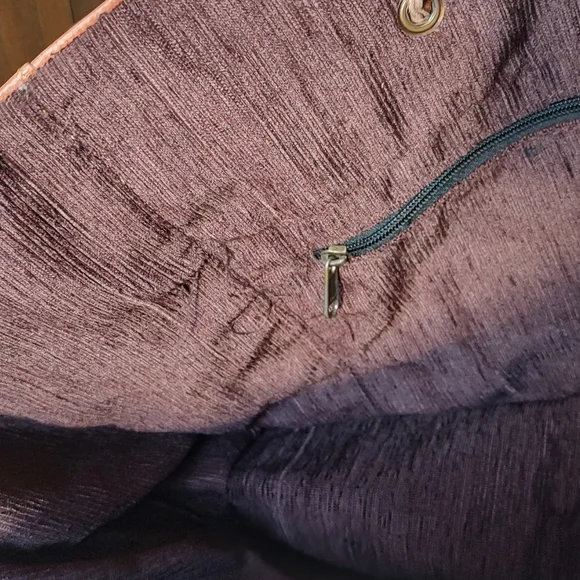 Brown Leather Tote Bag with Spacious Design and Classic Shape - Picture 11 of 12